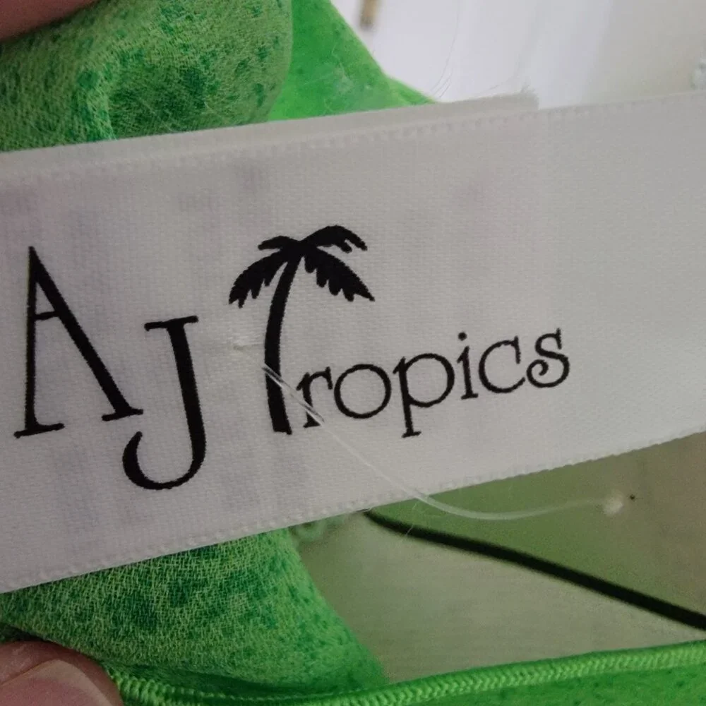AJ Tropics Scarf Wrap Cover-up‎ Dress Tropical Fish Wrap Colorful Summer NWT